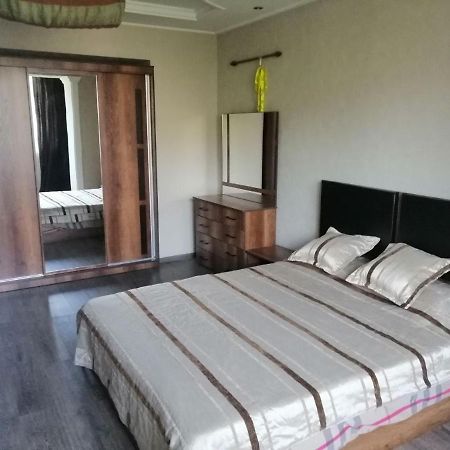 Apartment 2 Bed Room In The Center Апартамент 3-Х Комнатная В Центре 타슈켄트 외부 사진